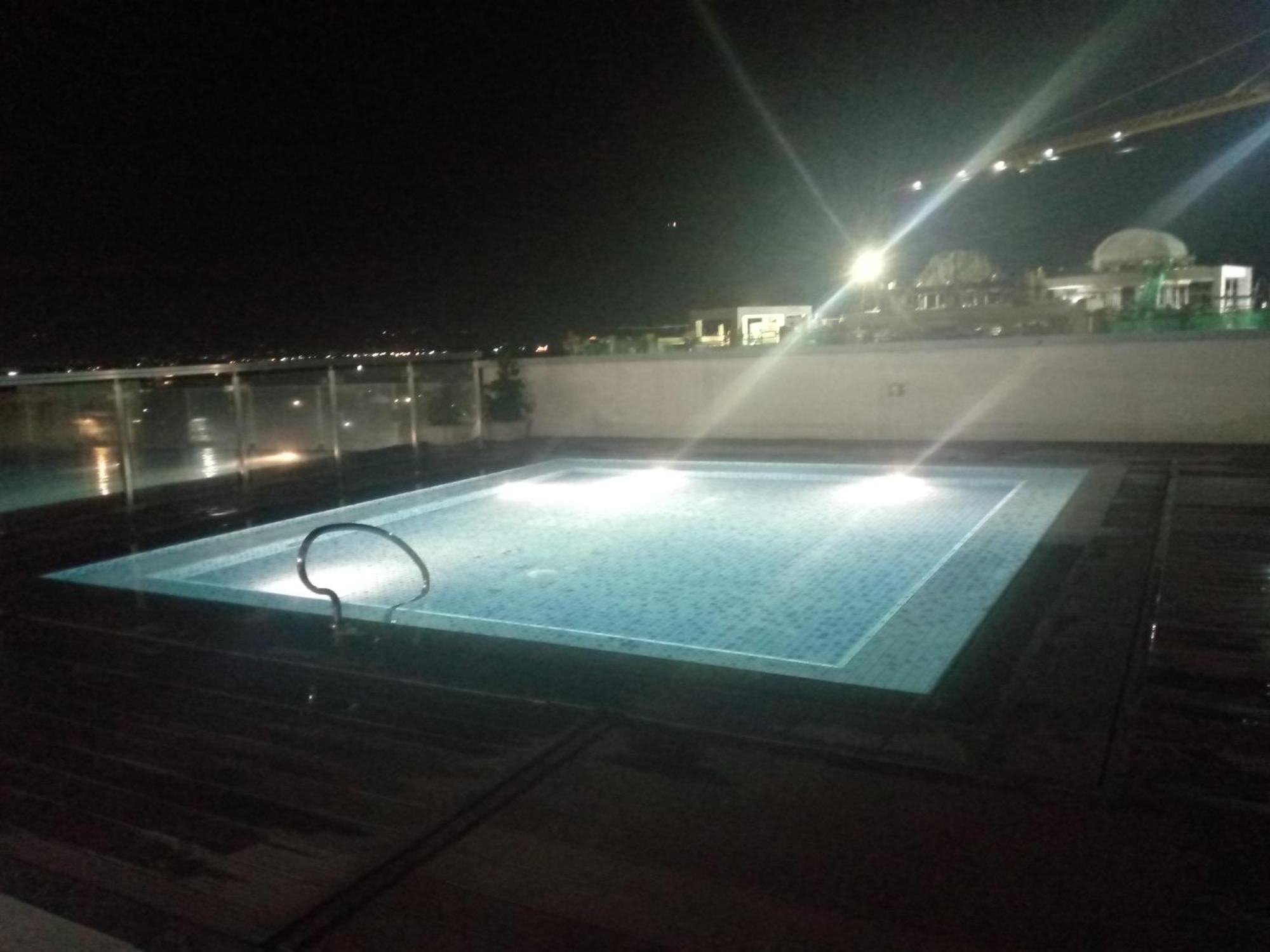 Mactan Newtown 8 Boulevard Deluxe Punta Engaño Kültér fotó